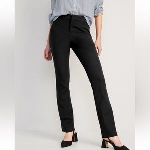 Old Navy black Pixie Flare Pants size 6